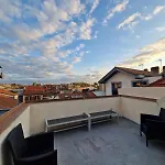 Duplex 90M² + Terrasse